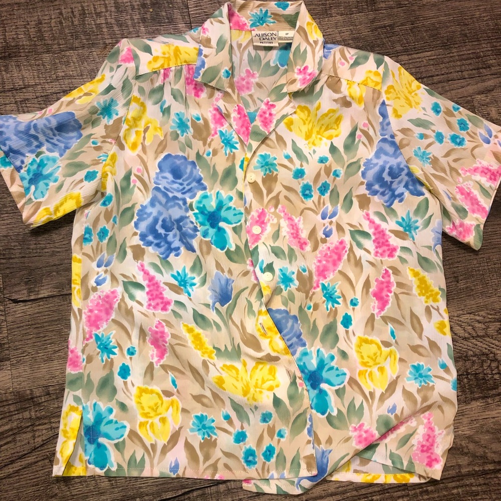 Retro Floral Top